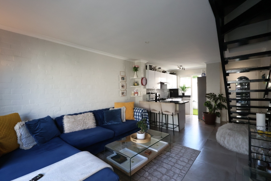 To Let 2 Bedroom Property for Rent in Table View Western Cape